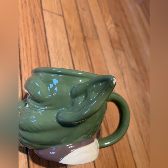 Yoda star wars galerie Head coffee mug 3D Green FLAW Tiny Chip Shown In Photo - Picture 4 of 5